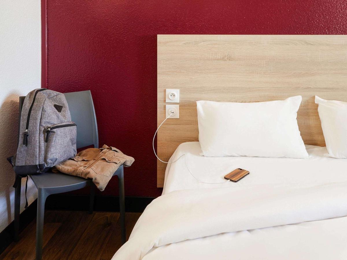 Hotelf1 Clermont Ferrand Est Kültér fotó