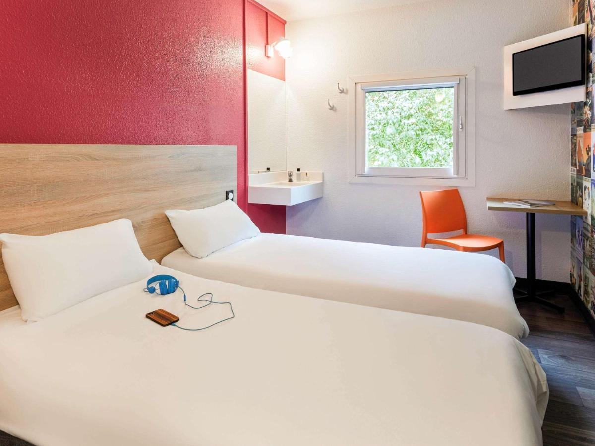 Hotelf1 Clermont Ferrand Est Kültér fotó